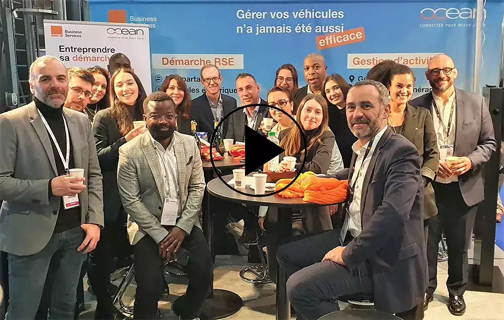 Équipe Océan réunie lors d’un salon professionnel dédié à la gestion de flotte et à la mobilité durable.