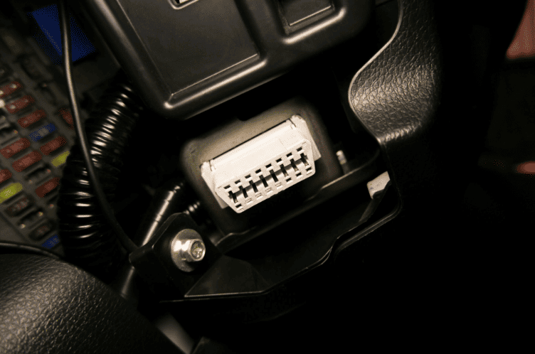 reduction-couts-carburant-flotte.png Pompes à carburant représentant la réduction et l’optimisation des coûts carburant d’une flotte.