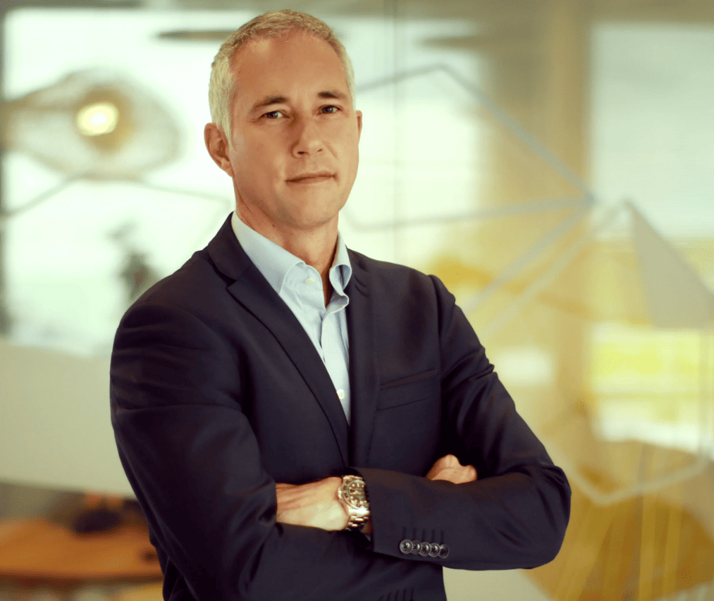 interview-direction-ocean-bilan-vision-strategique.png Portrait d’un dirigeant d’Océan illustrant une interview sur le bilan annuel de l’entreprise et sa vision stratégique pour la mobilité durable.