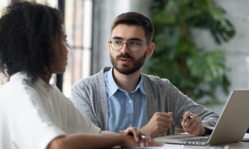Travailleur en réflexion Travailleur en réflexion